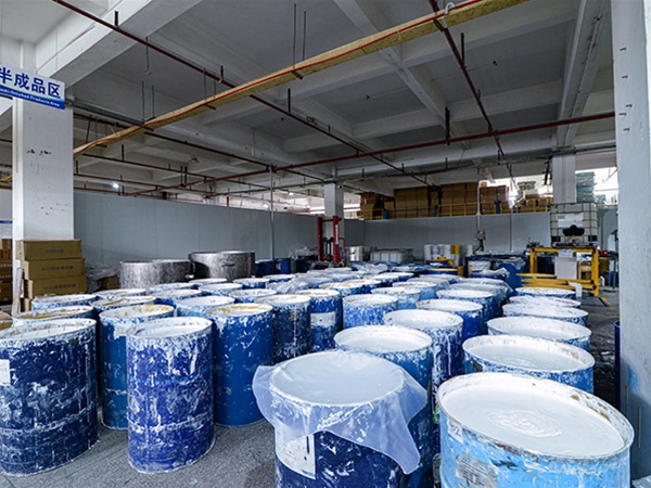 胶水库存区展示