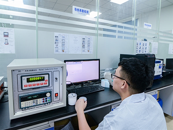 可靠性检测实验室工作